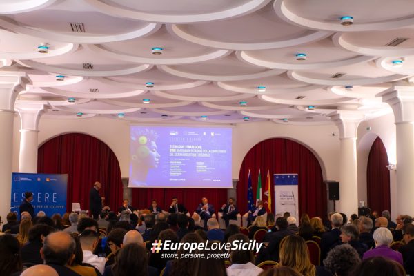 wp-content/uploads/2025/03/Incontro-Crescere-in-Europa-Palermo-20-marzo-2025-Fondi-Ue-Coesione-sala-e1742595998227.jpg